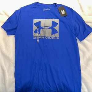 Under Armor t-shirt